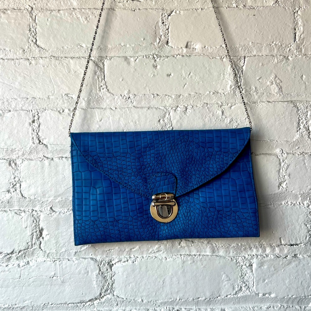 Blue Clutch with attachable chain shoulder strap
